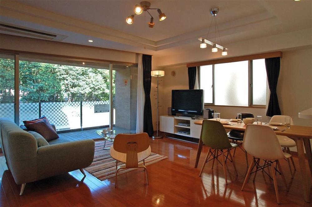 Oakwood Residence Aoyama Токио Екстериор снимка